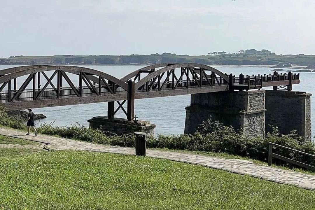 060824 foto cargadeiro (2)
