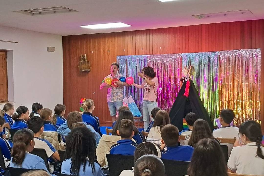 Sesión de contos teatralizados para a conmemoración do Día do Orgullo LGTBI+
