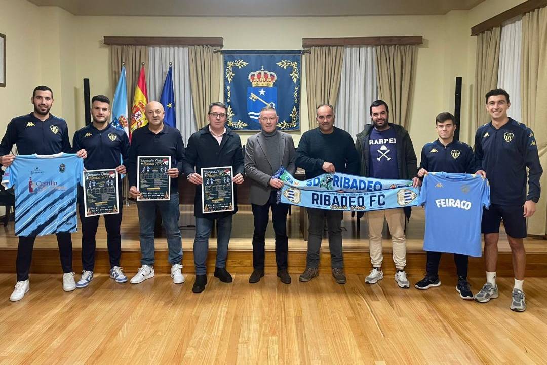 281124 Foto presentación Campus Nadal Ribadeo FC (2)