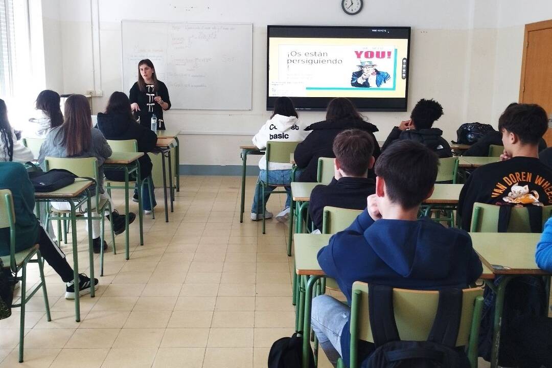 Preto de 150 alumnas e alumnos de 3º da ESO e de FP Básica asistirán este xoves e este venres ás charlas sobre novas formas de fumar que organiza o Programa de Prevención de Drogodependencias e outros Trastornos Adictivos