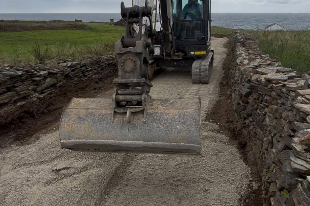 Ribadeo recupera espazos públicos en Rinlo, grazas a un investimento de 30.000 euros da Xunta de Galicia.