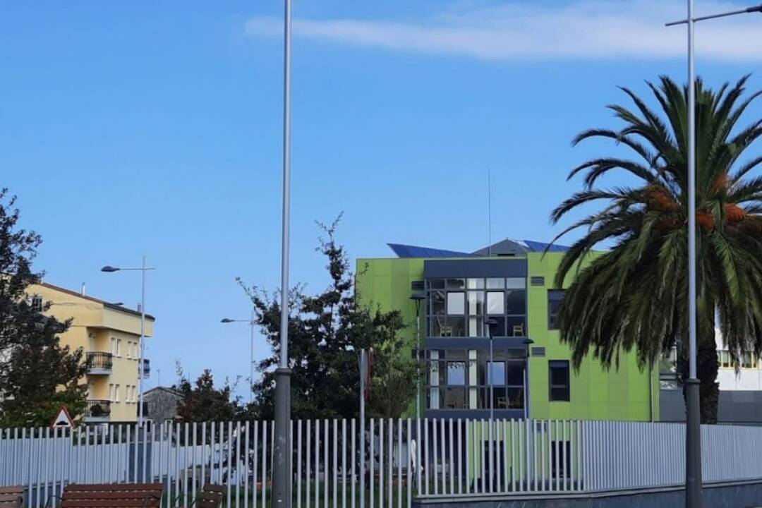 Ribadeo solicita á Deputación de Lugo que informe claramente as familias dos usuarios da residencia de maiores do incremento do prezo das tarifas.