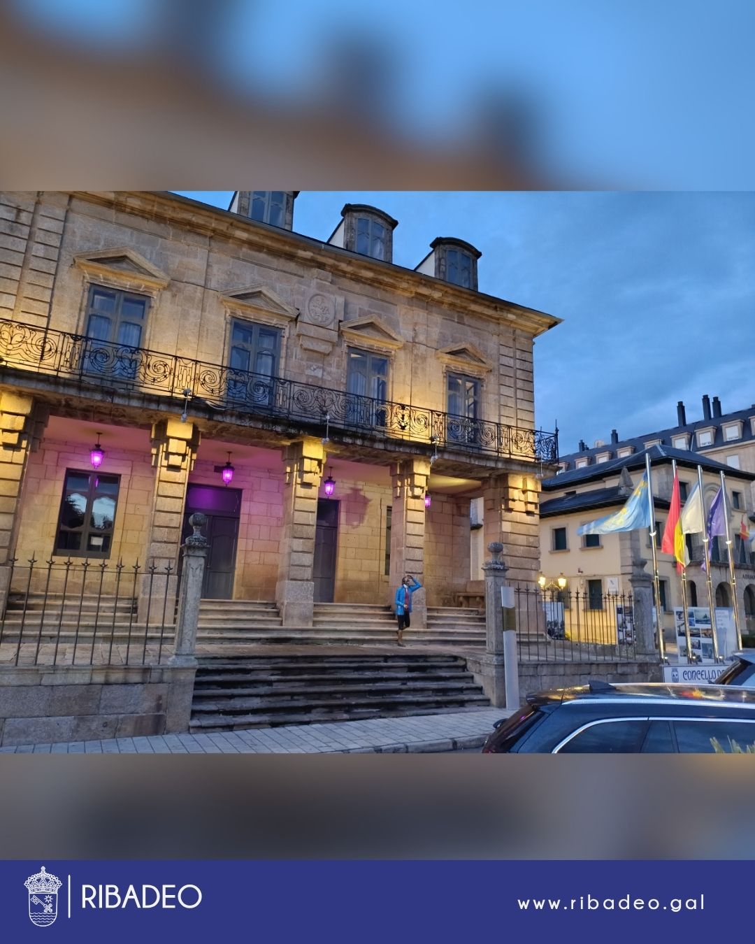 A Casa do Concello iluminarase hoxe de morado para conmemorar o Día Mundial do Alzheimer.
