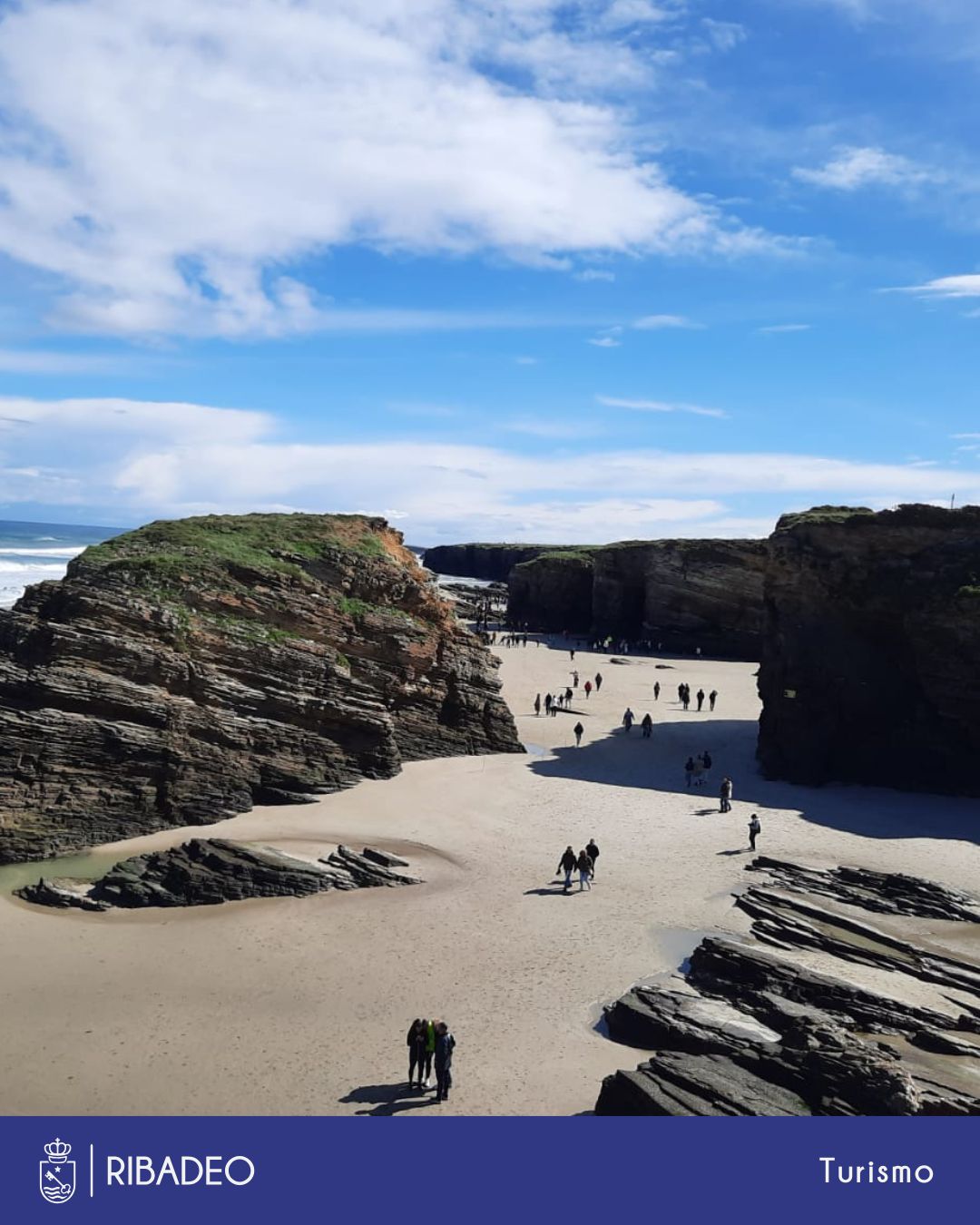 M&aacute;is de 20.000 persoas pasaron polas oficinas de turismo de Ribadeo o pasado mes de xullo.