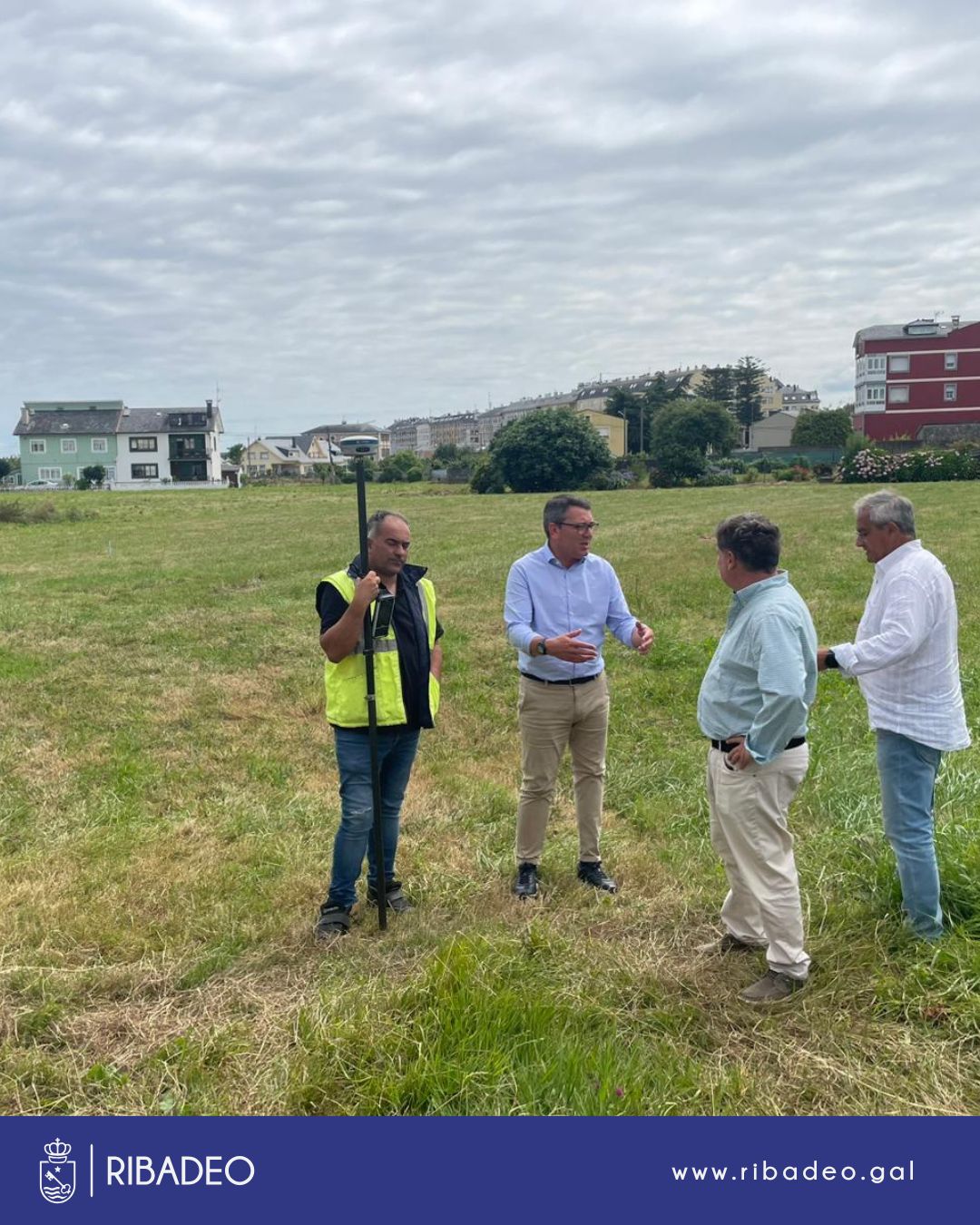 Ribadeo ocupa os terreos para a construción do novo centro de saúde.