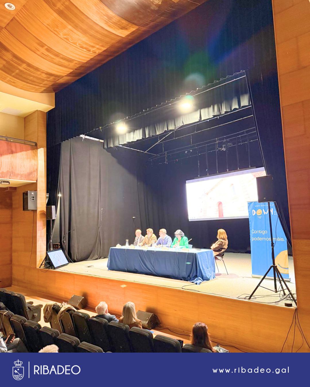 Ribadeo acolleu hoxe o I Foro Down Tan iguais tan diferentes que se celebra na provincia de Lugo.
